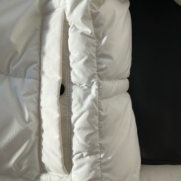 Canada Goose Alliston Puffer New w/tags Women Size Small - Picture 4 of 12